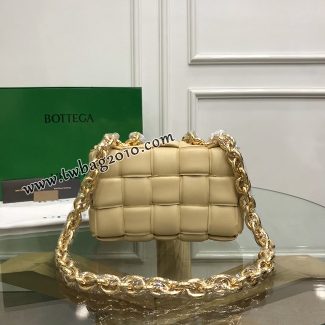 Bottega veneta高端女包 96008木薯 寶緹嘉新款枕頭鏈條包 BV經典款單肩斜挎手提女包  gxz1229